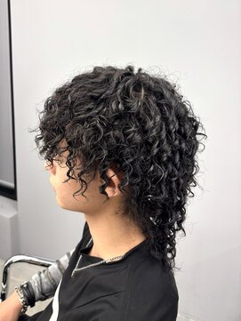 アーバンスタジオトウキョウ 下北沢店(URBAN STUDIO TOKYO) カーリーパーマ【海外風へア】[特殊ヘア/下北沢/メンズサロン]