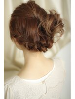《K-two栄・矢場町》結婚式、二次会にかわいいヘアアレンジ♪