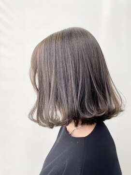 ジーナ 博多(Zina) 【Zina】ボブ/前下がりボブ/カーキグレージュ/20代30代40代