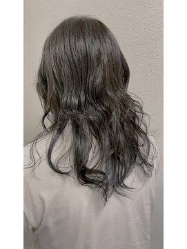 ジェナ(Jena) エメラルドグレージュ