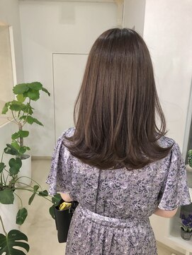 ルヴェール(Le Vert) ナチュラルレイヤー × ラベンダーグレージュ