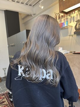 ディスコヘアー ベッロ(DISCO HAIR bello) グレージュ