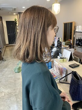 スアバイキキ(SuA by kiki.) 黒髪カタログ/ボブルフ/ネビージュ/ワンレン/小顔スタイル[千葉