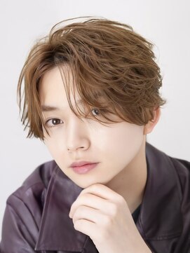 オーシャントーキョーウエスト 心斎橋 (OCEAN TOKYO WEST) ニュアンス毛流れフェザーショートセンターパートウルフ