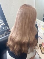 ラビス(Lovis) 大人ガーリー/似合わせカット/ミディアムレイヤー