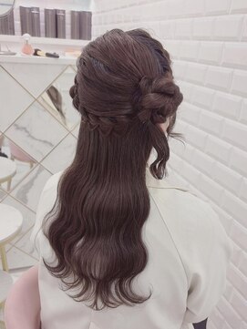 リルミー(Lilme) ふわふわくるみちゃんのくらげヘア＊まゆ