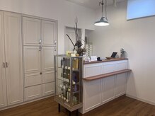 ラノヘアー(Lano hair)の雰囲気(店内に入った時正面に受付あります)