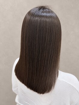 モクヘアー(moc hair)の写真/憧れのツヤツヤストレート♪指通りなめらかでさらさらの髪質へ整えます◎