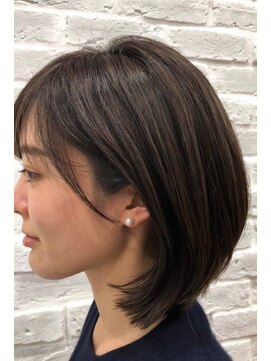 ピークス(PEAKS) ハイライト/ボブ/赤みのないカラー