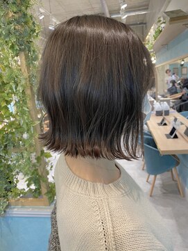 ロンドフルール 大宮東口(Lond fleur) 【Lond fleur 石畑結華】肩上スッキリ外ハネニュアンスぼぶ