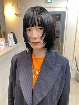 ソイ 下北沢(soi) 【顔まわりデザイン×ウルフ風ボブ】