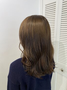 アドラーブル 万代店 (adorable) 【艶カラー】くすみベージュ　柔らかカラー　10代20代30代