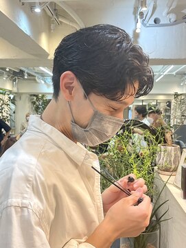 ベル 新宿(Belle) 刈り上げすぎない＊爽やかセンターパート＊