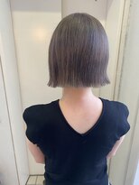 ヘアーデザイン リボン(hair design Ribon) シルバーグレージュ×ミニボブ