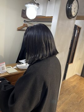 カールム(carlm) 【薬院・今泉carlm/上川美幸】 ブルーブラック