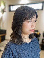 ヴィント(Vint.) 大人可愛いくびれシルエットなミディアム
