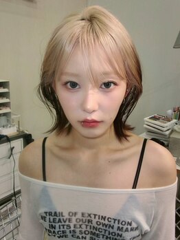 ウニュ(uninu)の写真/ハイライトやバレイヤージュもケアブリーチでダメージレス♪幅広い色味や人気の白髪ぼかしハイライトも◎