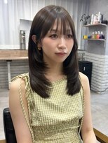 モク(mok) レイヤーカット×明るめブラウン