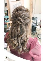 ロカット サロン(Roquat Salon) 編み込みハーフアップヘアアレンジ【ヘアメイク 立川/立川南】