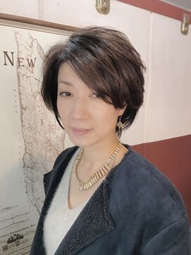 ルーファス 恵比寿 渋谷(Ruufus) 辺見えみり風丸みの大人ショート【Ruufus恵比寿渋谷】赤塚