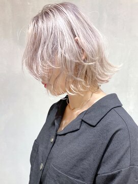 アルバム 渋谷パルコ(ALBUM) ホワイトブロンドボブ_フォギーベージュ耳かけ_ba295682