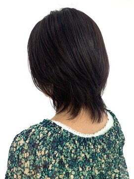 クオリス 赤塚店(QUALIS) 20代30代40代50代ラウンド/ひし形レイヤー/ミディアム