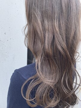 ロイジー(roijir) 【roijir 表参道】シアーベージュ×シースルーバング