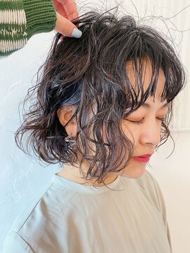 ディスカバード(Discovered) Discovered/21ss BOB・wavy hair