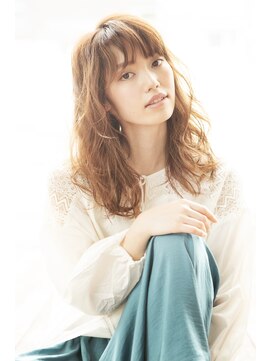 ミリ 千歳烏山(Mili CARE&SPA) 【Mili 千歳烏山】プラチナベージュ×ゆる巻き大人セミロング