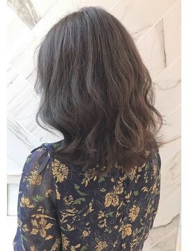 カノイ(KANOI) 透け感大人アッシュグレージュ