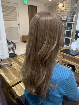 シエル エマージュ 松戸(CIEL Emerge) ブリーチなしのダブルカラー