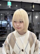 アテナ 六本松店(ATENA) 抜きっぱなしブリーチ　ブロンドヘア