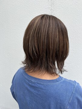 ベリー(berry) くすみベージュ系のハイライトカラー