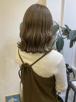 ヘアーアイスカルテット(HAIR ICI QUARTET)&nbsp;大人可愛い大人美人ふんわりオリーブベージュ