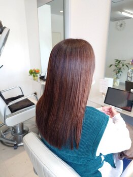 白髪ぼかし/ハイライトなら≪hair.2038≫にお任せ☆透明感のある色味で、艶のある上品な仕上がりに。