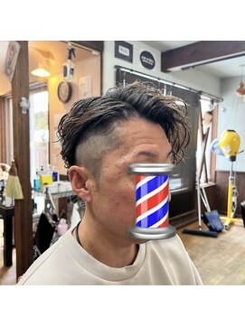 バーバー アミティ プール オム(BAR BER amity POUR HOMME) ツイストスパイラルパーマ