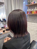 モク(mok)&nbsp;外ハネボブ艶髪暖色ワインレッド髪質改善