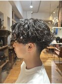 刈り上げセンターパート/スパイラルパーマ/波巻きパーマ