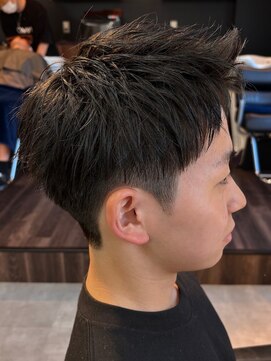 シーフ 千葉(Cyf) スパイキーショート/刈り上げショート/フェード/千葉駅/Cyf千葉