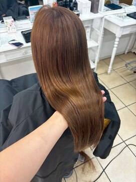 シャルティア(SHALLTIA) 艶髪/ストレート/髪質改善/ナチュラルブラウン/トリートメント