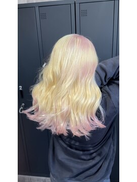 ヴェロニカ バイ ソル(Veronica by SOL) ホワイト×ホワイトピンクのデザインカラー