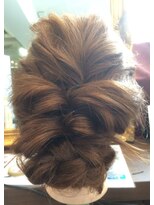 クロムヘアー(CHROME HAIR) 編み込みゆるアップ