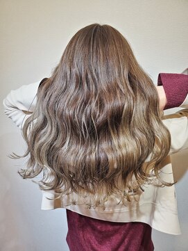 ウノプリール 京橋店(uno pulir) 【秋野弘幸】ハイトーングレージュ ロング