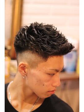 イーストサイドバーバーショップ(EAST SIDE BARBER SHOP) フェザーアップ