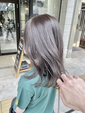 フェリア 松山(Feria) 【Feria松山】アッシュグレージュ♪“石田幸輔”