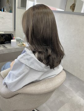 ランド 千葉(land) イルミナカラー/酸性ストレート/ヌーディーカラー