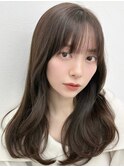 斜めバング/シルキーベージュ/ブラントカット[渋谷駅]