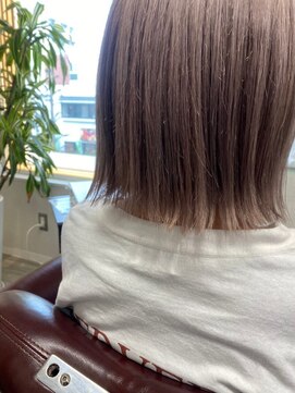 ライズ バイ レボ(RISE by REVO) 大人かわいい/レイヤーロング/グレーベージュ/前髪パーマ/我孫子