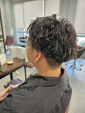 アオゾラヘアーカミノウラ(AOZORA HAIR kaminoura) ツイストスパイラル