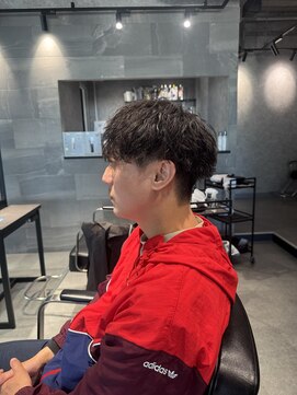 スタッド 松戸(stud. Men‘s) 刈り上げマッシュ×ツイストスパイラルパーマ